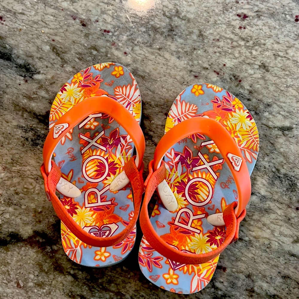 Roxy toddler girls size 6 sandals